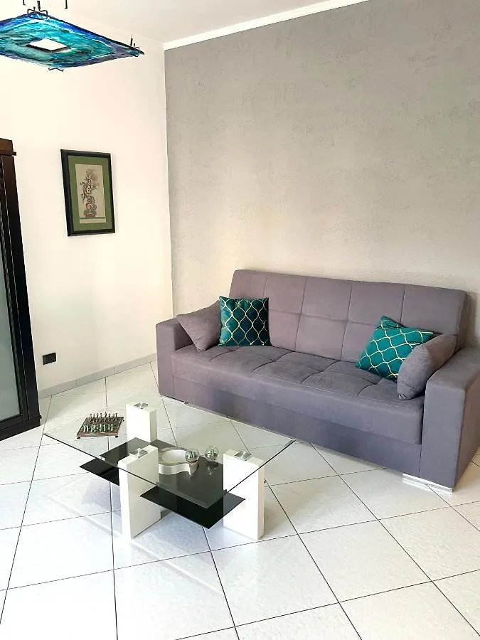 Madras Apartment San Giorgio a Cremano 0*,